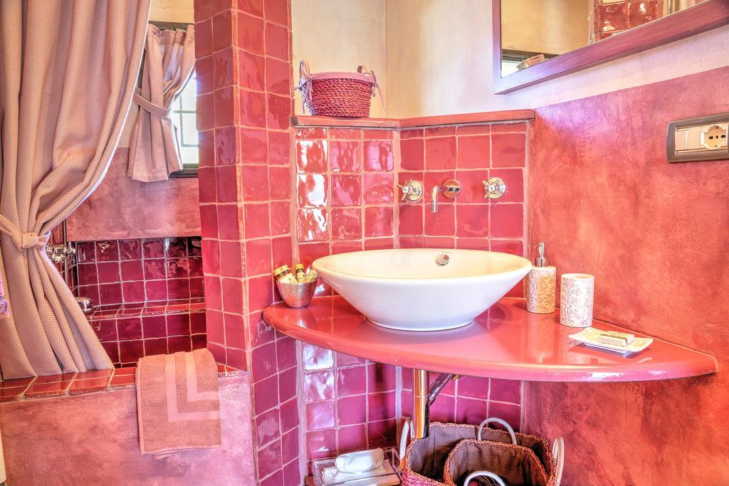 フォルテ・デイ・マルミ Relais Di Alice- Adults Only Bed & Breakfast エクステリア 写真