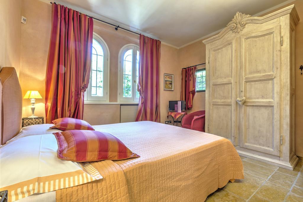 フォルテ・デイ・マルミ Relais Di Alice- Adults Only Bed & Breakfast エクステリア 写真